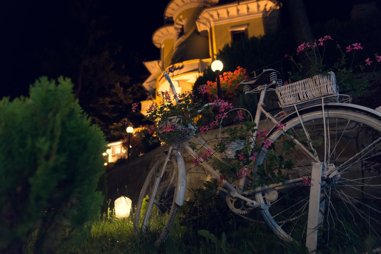 Vila Rica Otel Slănic-Moldova Dış mekan fotoğraf