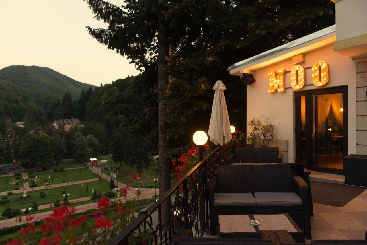 Vila Rica Otel Slănic-Moldova Dış mekan fotoğraf