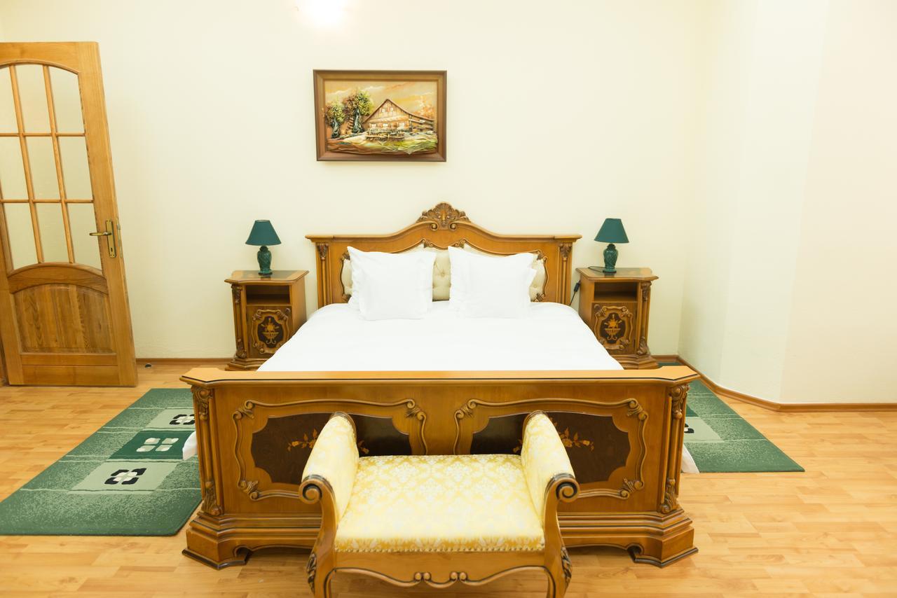 Vila Rica Otel Slănic-Moldova Oda fotoğraf
